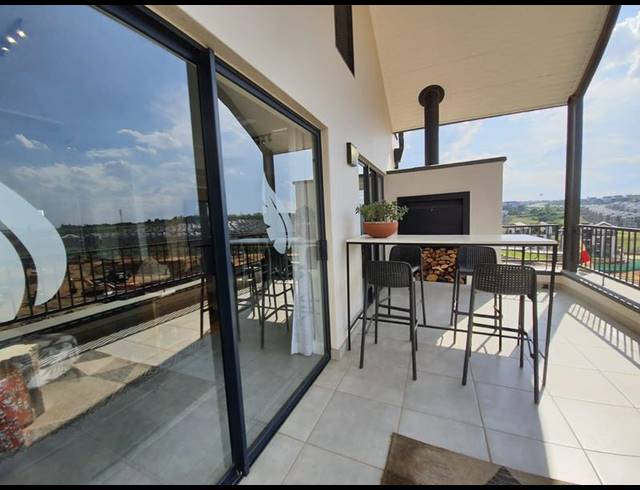 2 BEDROOM APARTMENT FOR SALE IN WATERFALL